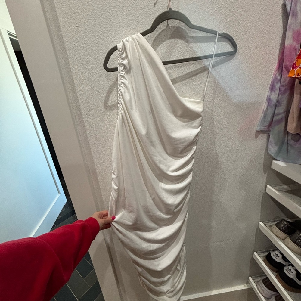 Sofia by Sofia Vergara White One-Shoulder Dress